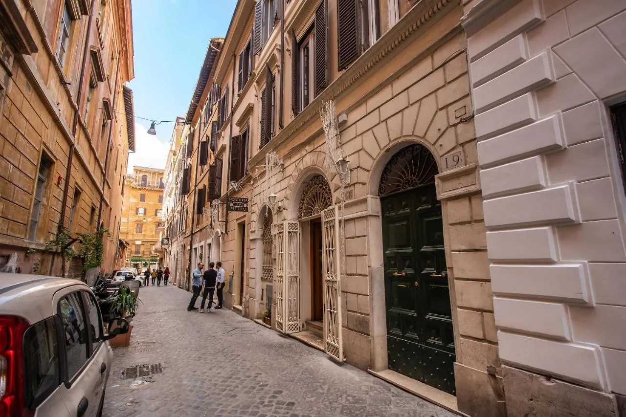 Family Room In Via Del Corso Central Ρώμη 0*,  Ιταλία